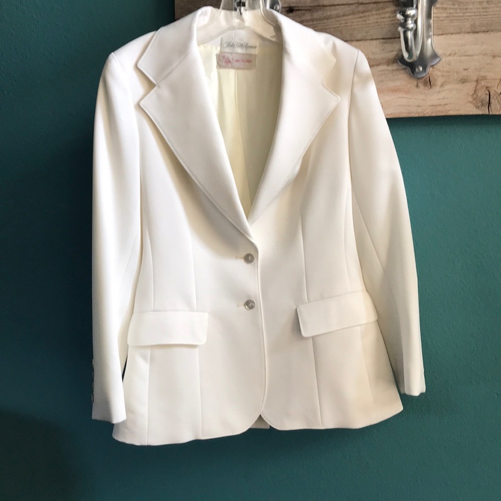 Vintage Evan Picone Ivory Blazer